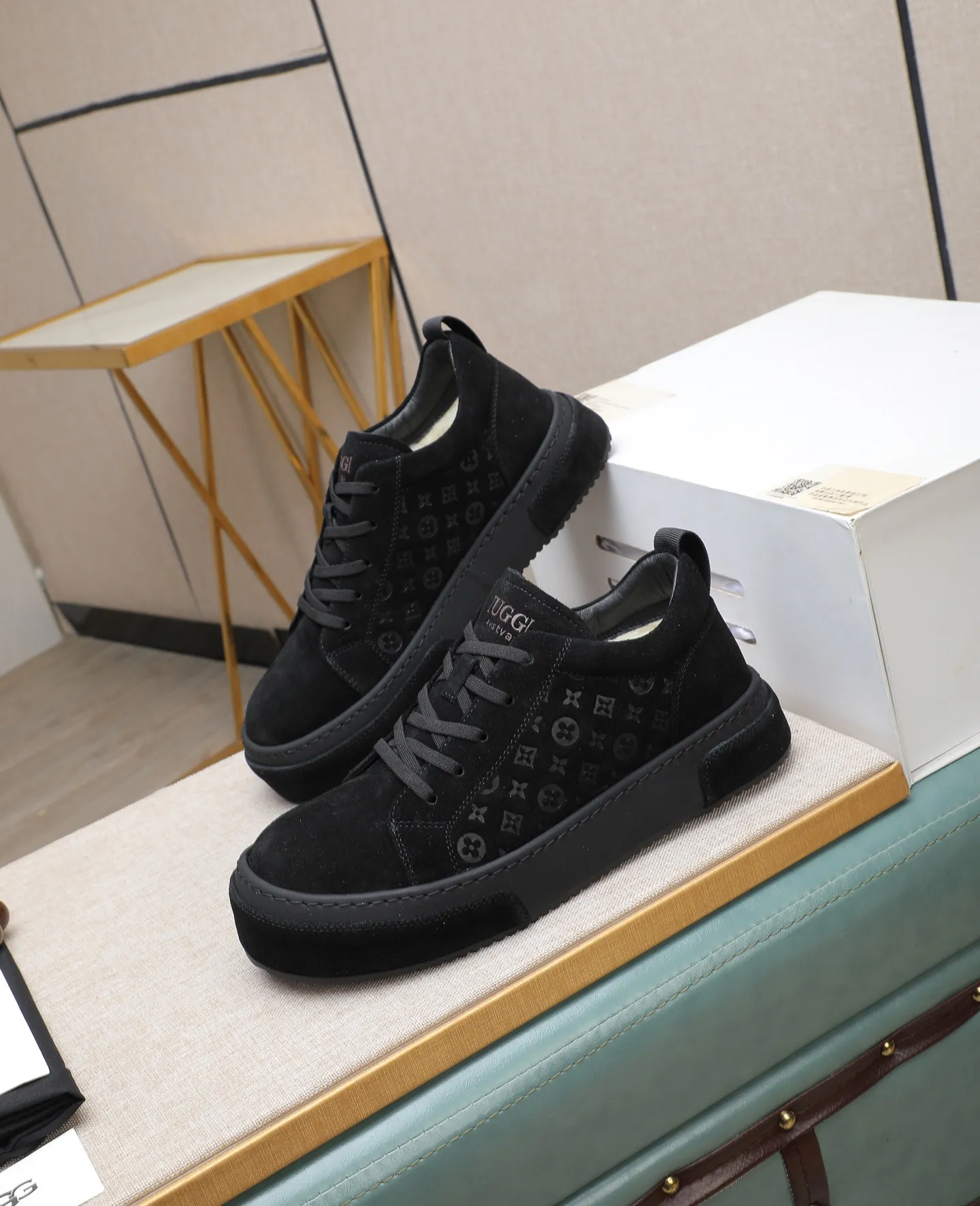 Men's shoes 💰620 IUGGI new retro presbyopia men's shoes, casual and versatile, full of high-end sense, fashionable, luxury and personalized style, joint model, retro presbyopia factor, full of handsome style, first layer suede cowhide, lining wool, rubber outsole, light and non-slip size: 39-44